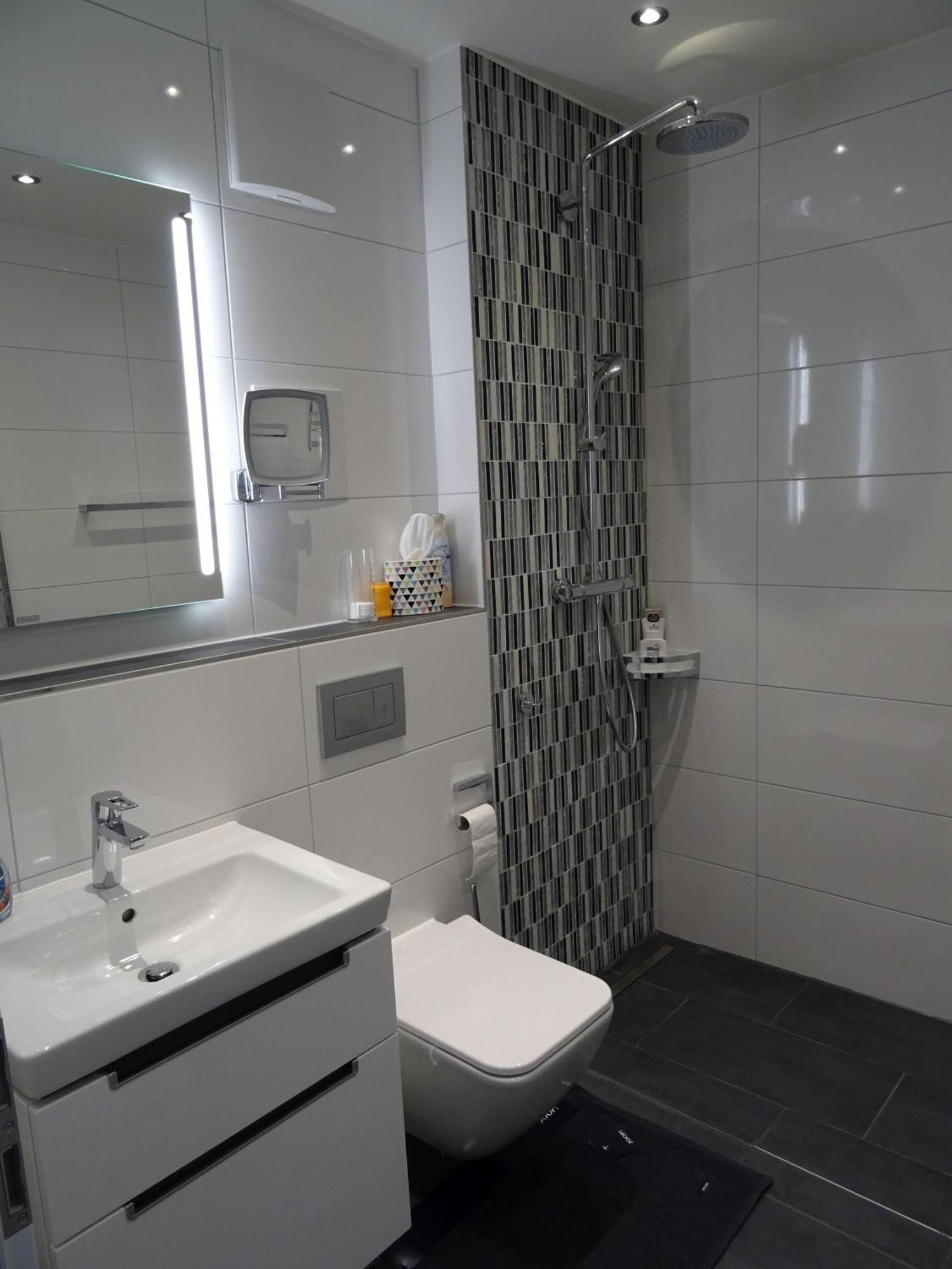 Zisa Ferienwohnung Bodensee フリードリヒスハーフェン エクステリア 写真